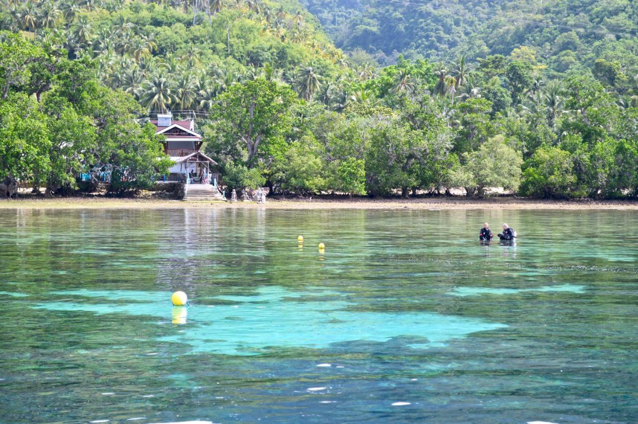 Alegria Dive Resort Exterior photo